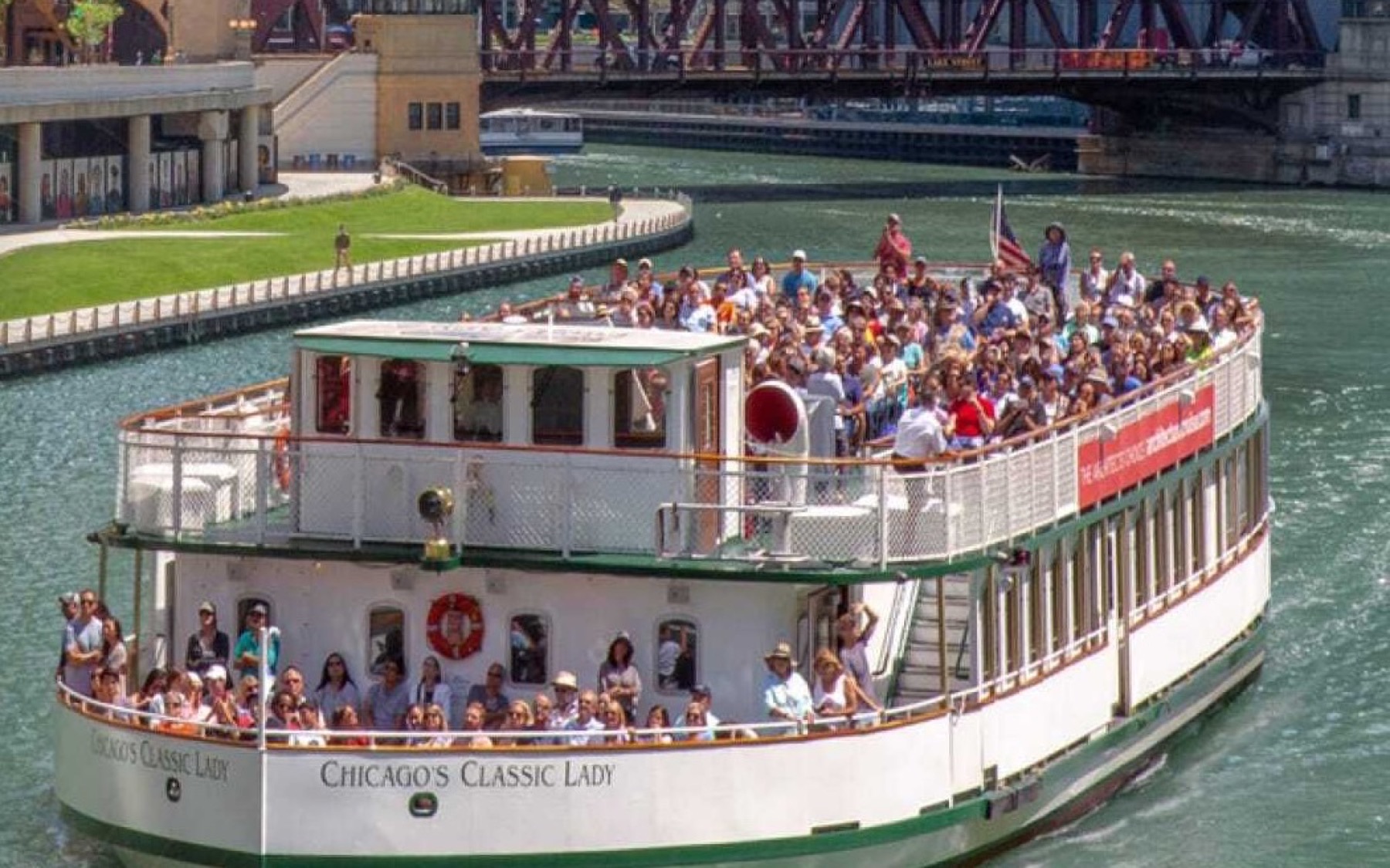 DJ services at First Lady Cruises in Chicago
