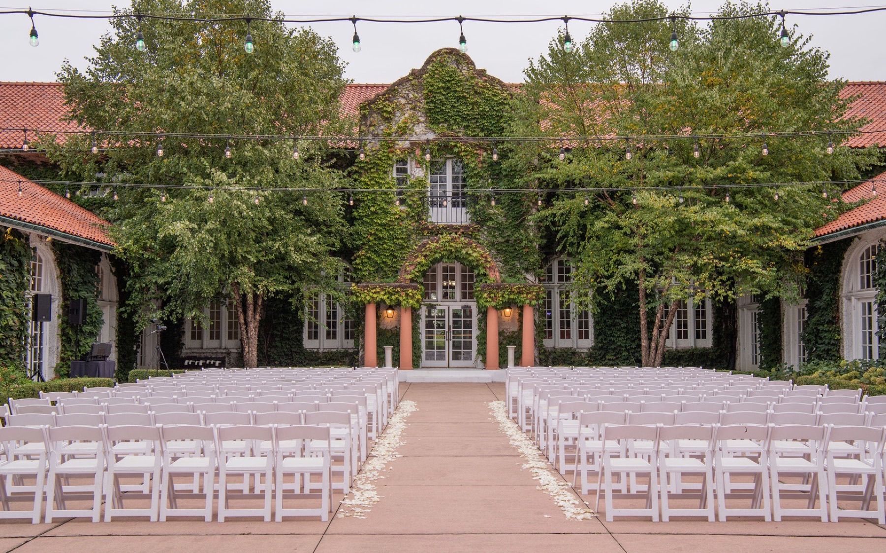 DJ services at Ravisloe Country Club in Homewood
